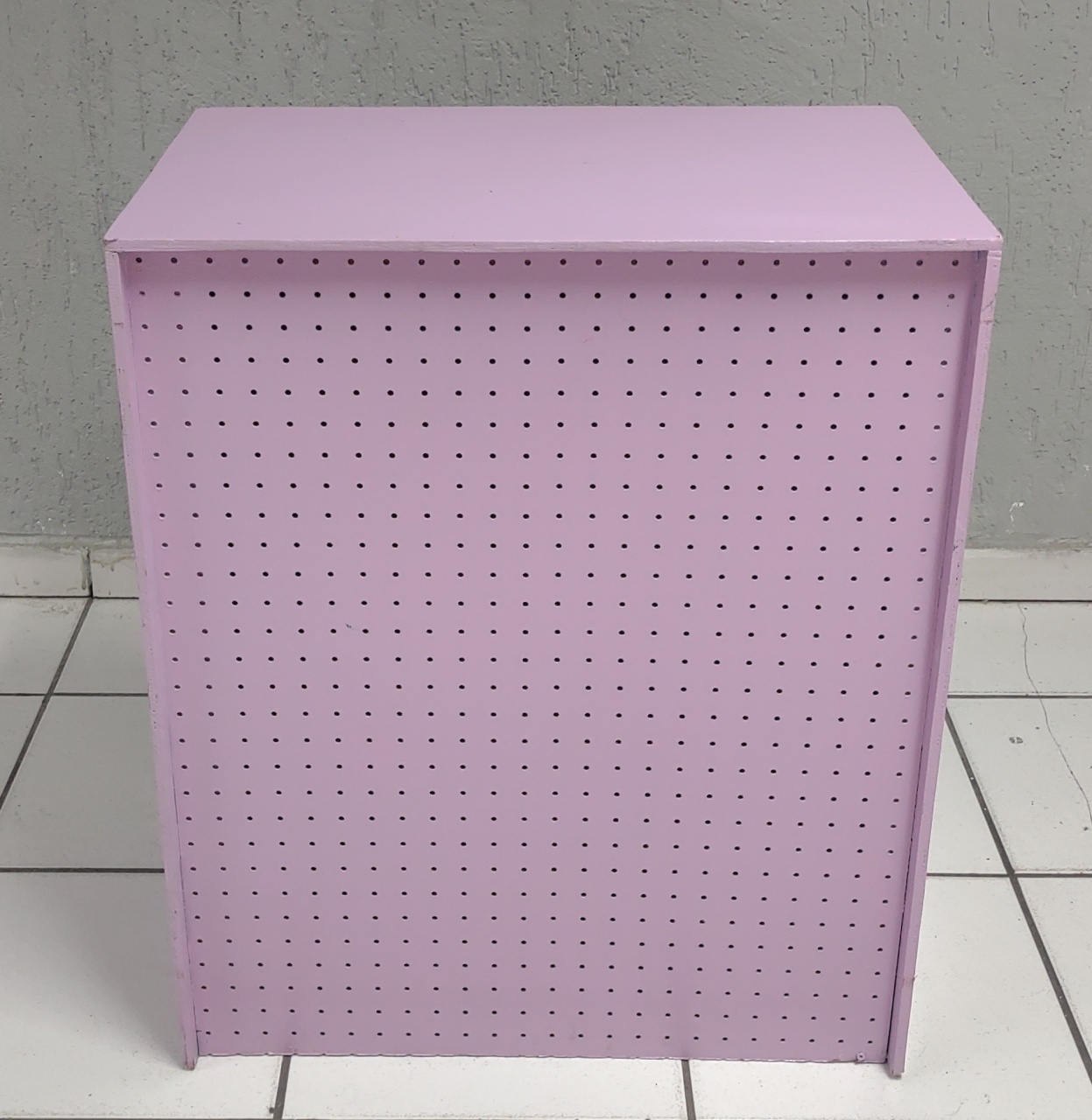 Cubo Poá Lilás 75Cm Alt X 60Cm X 40Cm  - BB Festas Aluguel 