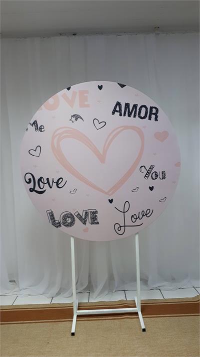 Painel Sublimado Redondo Amor 1,30Cm - BB Festas Aluguel 