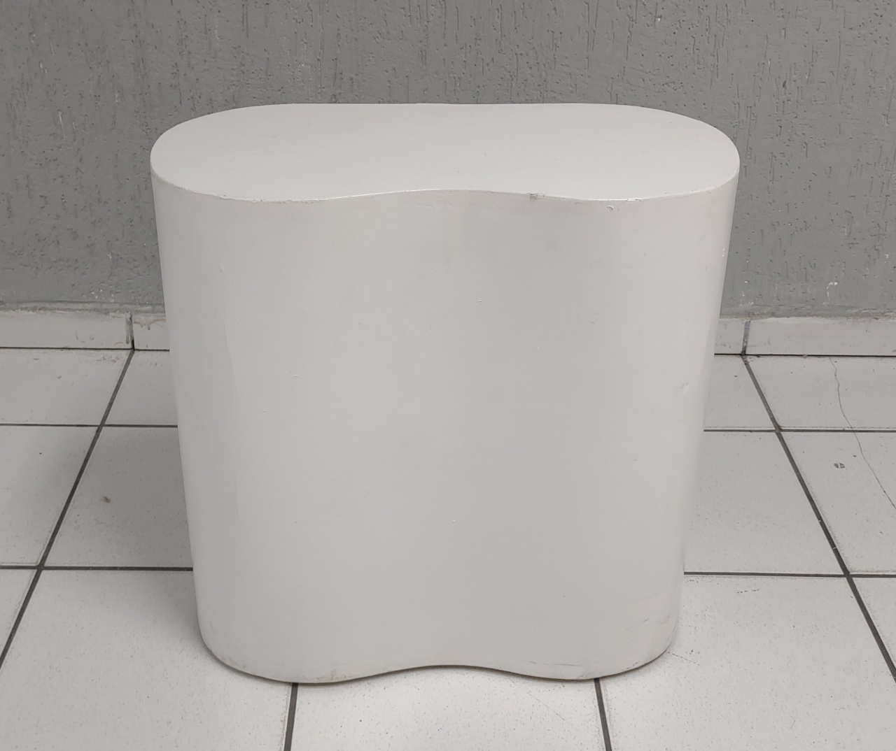 Balcão Orgânico M Branco 70Cm Alt X 70Cm X 40Cm  - BB Festas Aluguel 