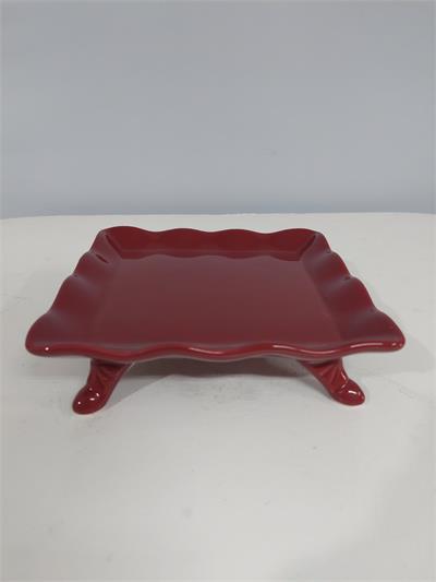 Bandeja Quadrada Babado Com Pé Marsala 6Cm Alt X 20Cm Diametro - BB Festas Aluguel 