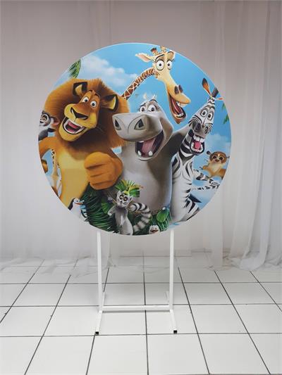 Painel Sublimado Redondo Turma Madagascar 1,30Cm - BB Festas Aluguel 