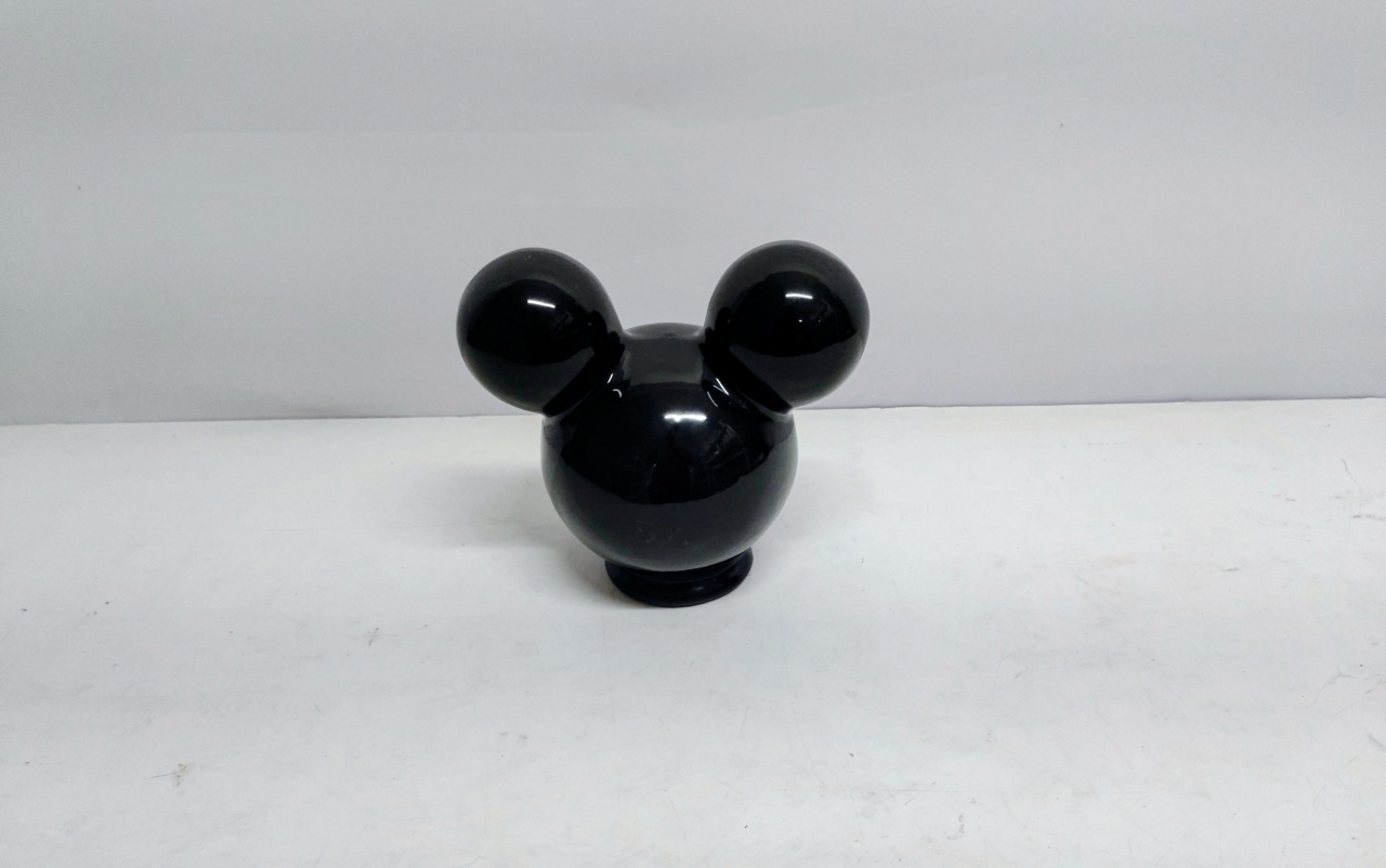 Cabeça Decorativa de Cerâmica Do Mickey Preta 18Cm Alt X 15Cm Diametro  - BB Festas Aluguel 