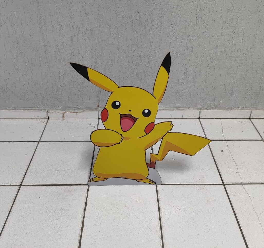 Totem de Chão Pikachu (Pokemon) 70Cm X 60Cm  - BB Festas Aluguel 