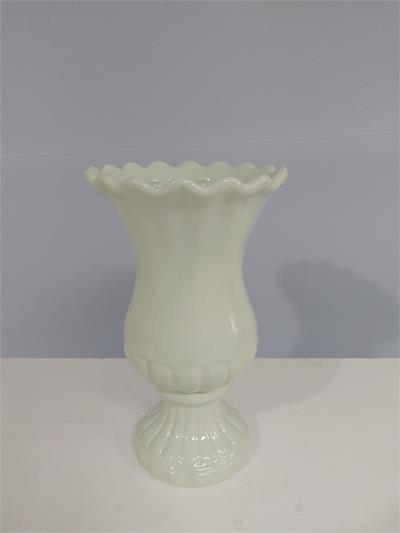Vaso Babado/G Verde Claro 27Cm Alt X 16Cm Diametro - BB Festas Aluguel 