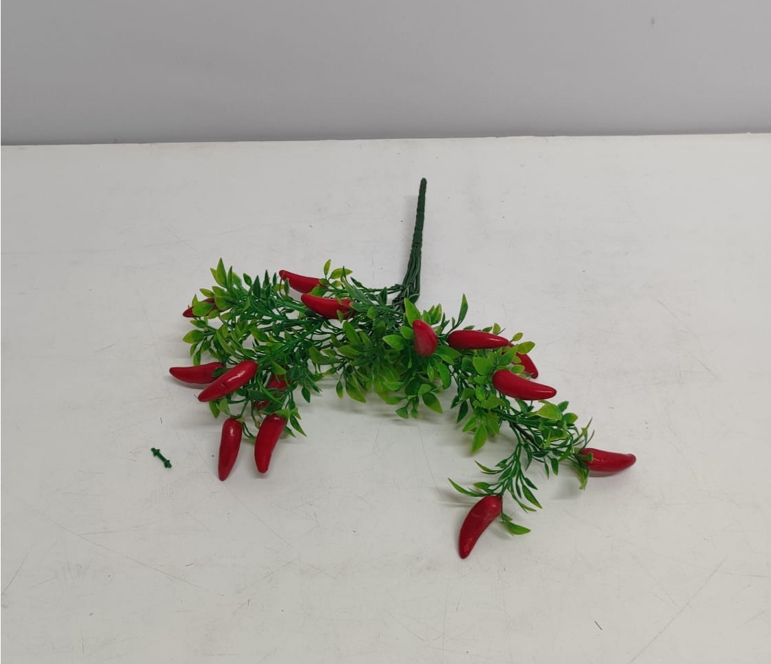Pimenta Com Folhagem (Fruta) - BBFestasAluguel 