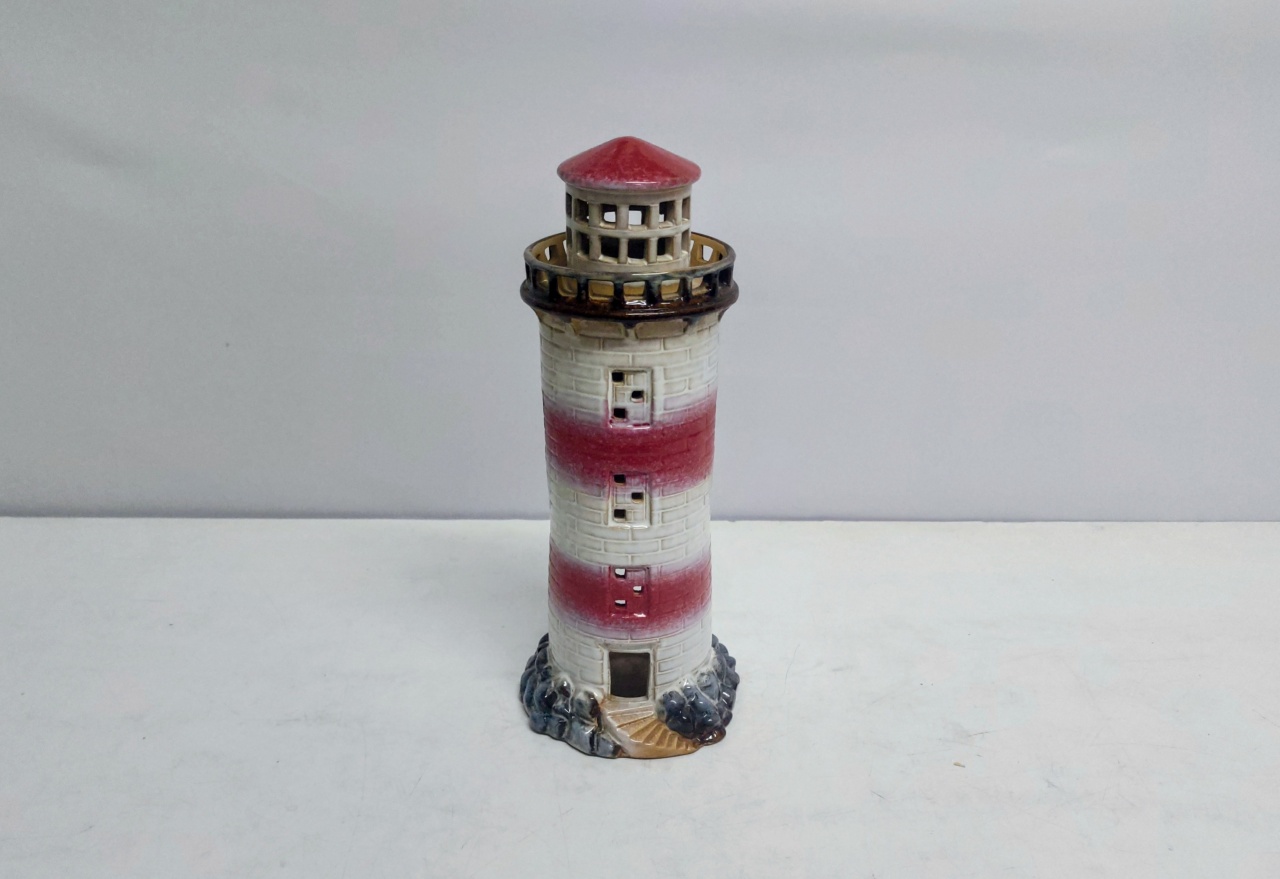 Farol Decorativo 29Cm Alt X 12Cm Diametro  - BB Festas Aluguel 