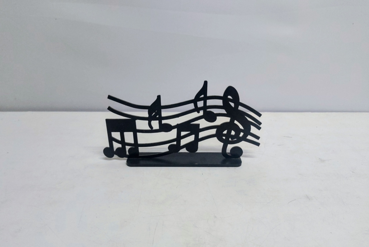 Totem Notas Musicais/M 14Cm Alt X 24Cm Larg  - BB Festas Aluguel 