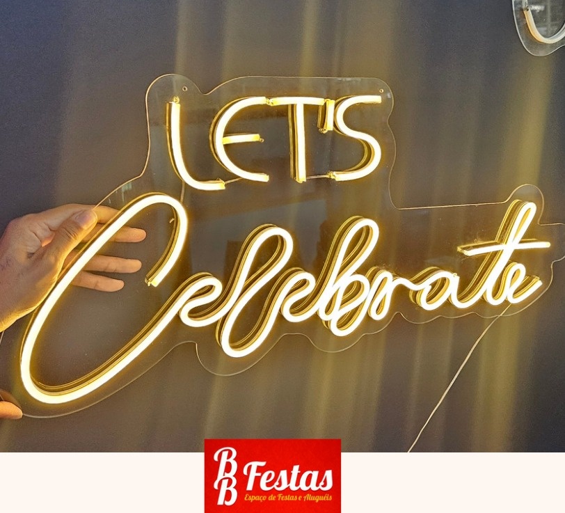 Letreiro Let's Celebrate de Led 40Cm X 65Cm  - BB Festas Aluguel 