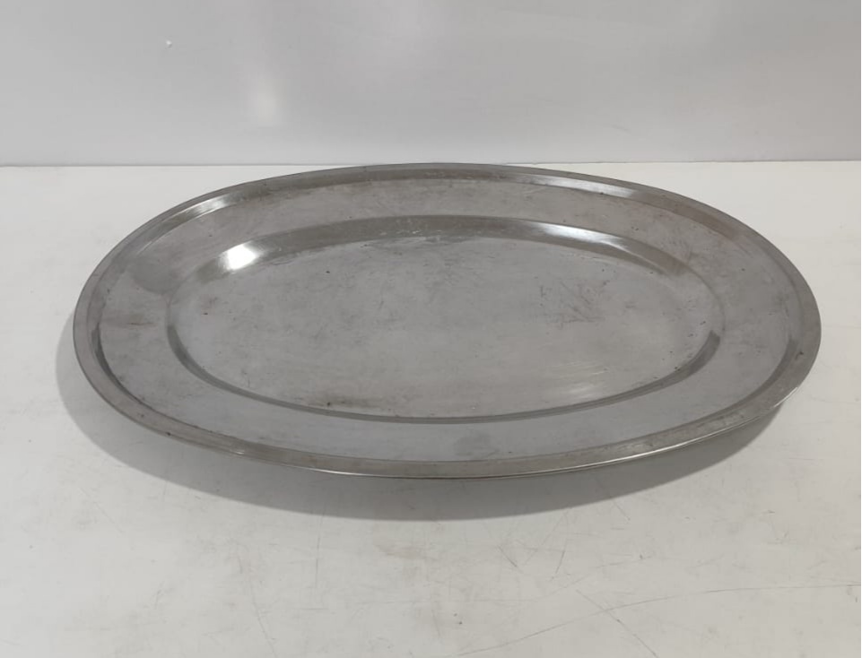 Travessa Oval Inox 50Cm Comp X 35Cm Larg - BBFestasAluguel 
