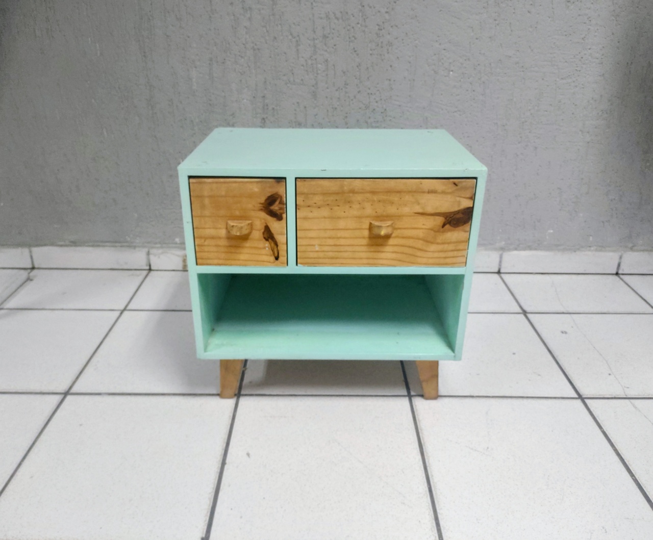 Nicho Baixo Verde Claro Com 3 Gavetas Falsas 50Cm Alt X 60Cm Larg X 40Cm Comp - BB Festas Aluguel 