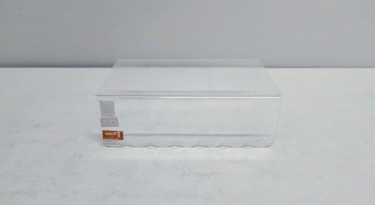 Suporte Rentagular Acrílico Base Ondulada G 8Cm Alt X 15Cm Larg X 25Cm Comp - BBFestasAluguel 