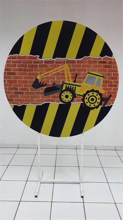Painel Sublimado Redondo Trator 1,30Cm - BB Festas Aluguel 