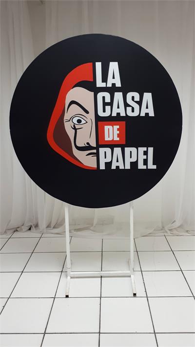 Painel Sublimado Redondo La Casa de Papel 1,30Cm - BB Festas Aluguel 