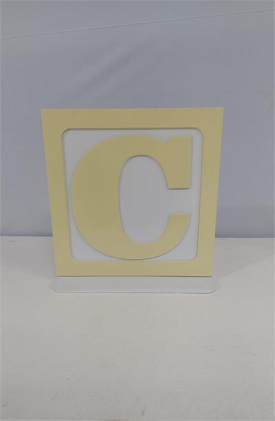 Totem Letra C Amarelo Claro Em Mdf (Abc) 20Cm X 20Cm - BB Festas Aluguel 
