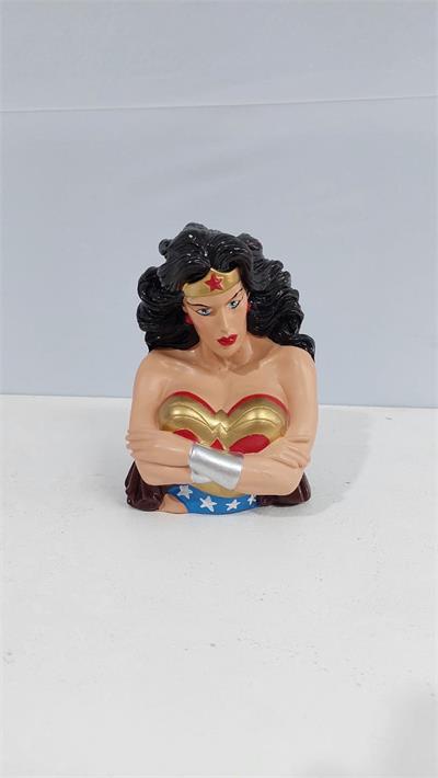 Busto Mulher Maravilha Louça (Herois) 16Cm X 11Cm - BB Festas Aluguel 