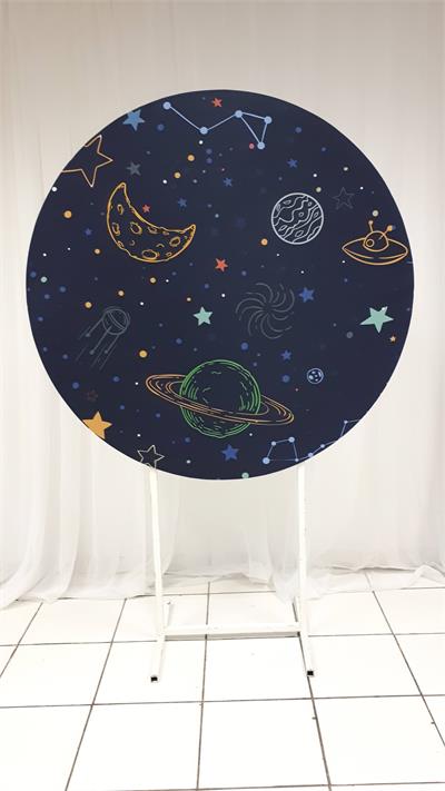 Painel Sublimado Redondo Galaxia 1,30Cm - BB Festas Aluguel 