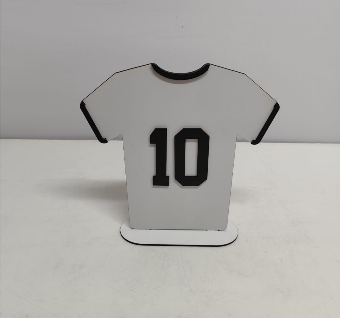 Totem Camisa 10 Branco/Preto 25Cm Alt X 18Cm Larg - BBFestasAluguel 