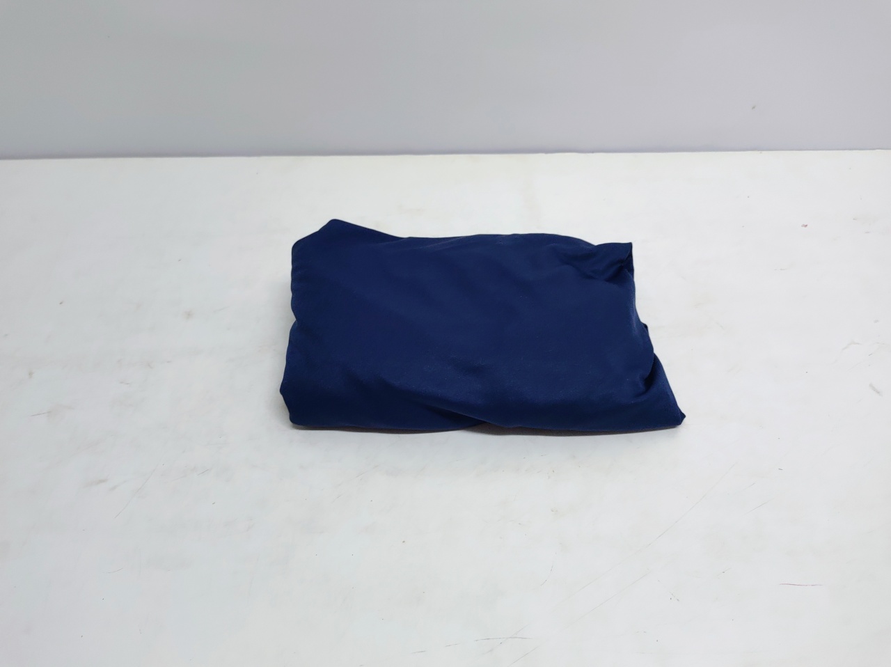 Capa de Cilindro P Azul Escuro - BB Festas Aluguel 