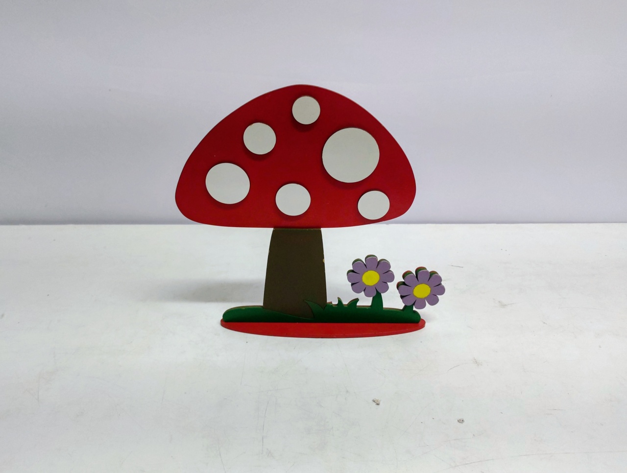 Totem Cogumelo 26Cm Alt X 22Cm Larg  - BB Festas Aluguel 