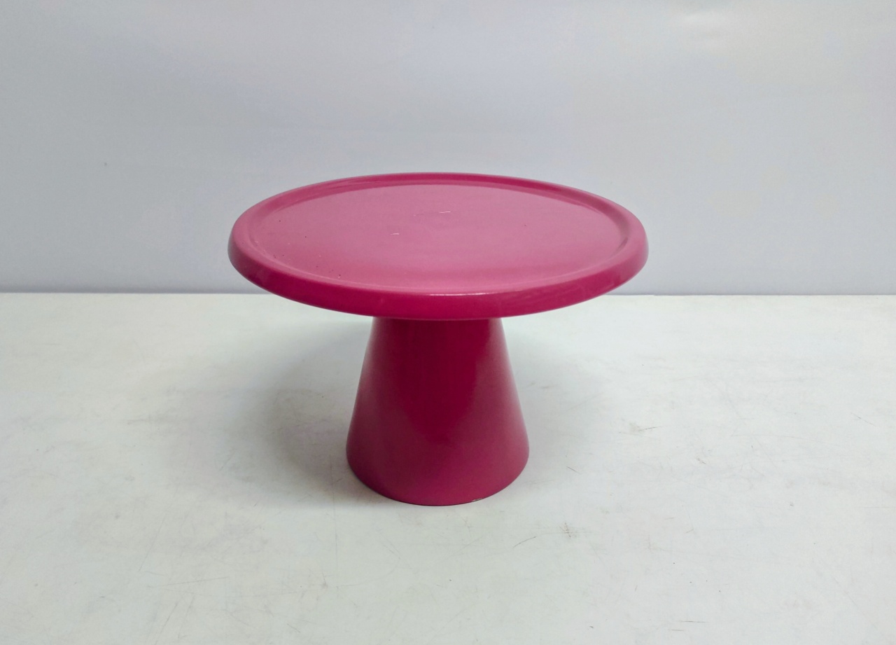 Porta Doce Cone/M Reto Pink 16Cm Alt X 24Cm Diametro - BB Festas Aluguel 