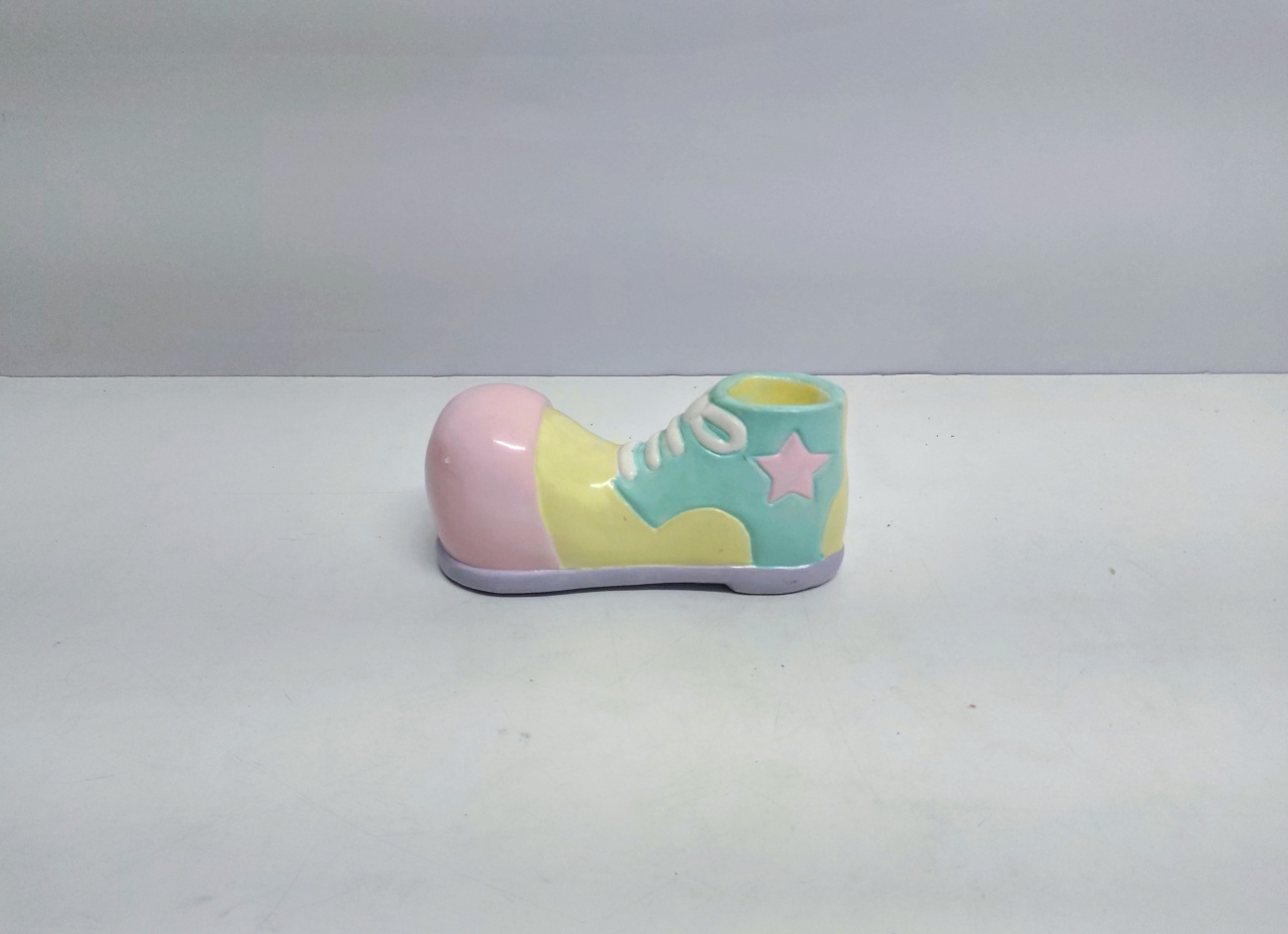 Sapato de Palhaço Colorido 10Cm Alt X 8Cm Larg X 20Cm Comp - BB Festas Aluguel 
