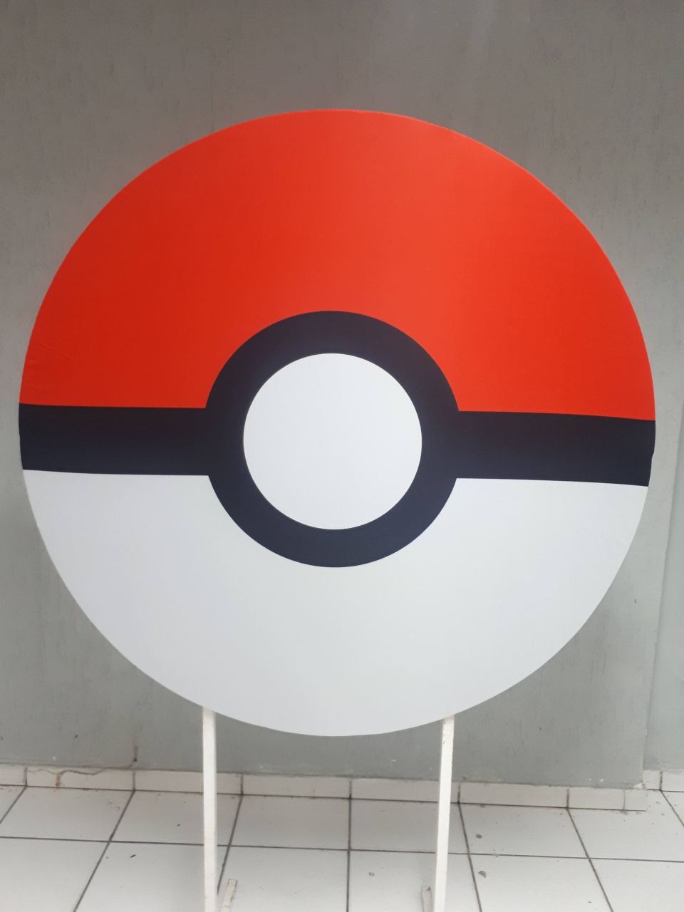 Painel Sublimado Redondo Pokemon (Pokebola) 1,30Cm  - BB Festas Aluguel 