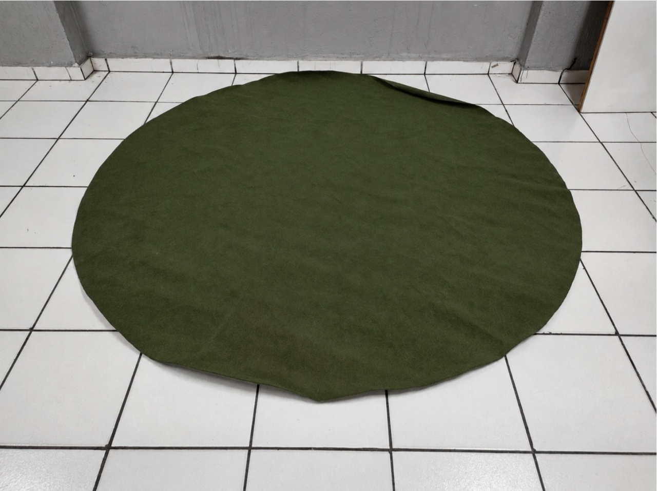 Carpete Redondo Verde Musgo 1,90M Diametro - BBFestasAluguel 