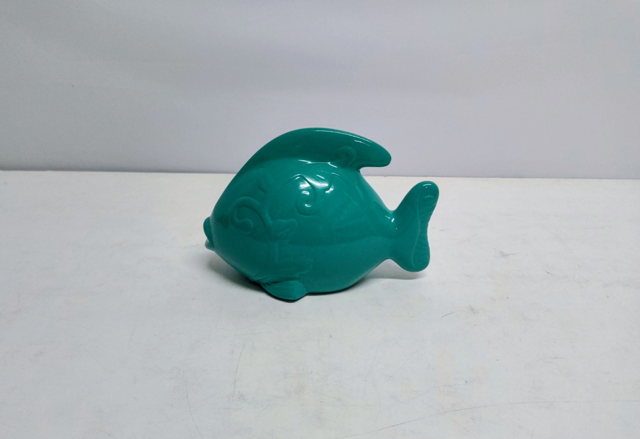 Peixe Decorativo Verde Tiffany  15Cm Alt X 11Mc Larg X 22Cm Comp  - BB Festas Aluguel 