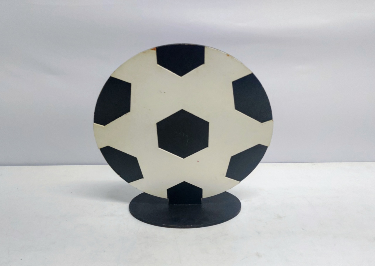 Totem Bola de Futebol 32Cm Alt X 30Cm Larg  - BB Festas Aluguel 