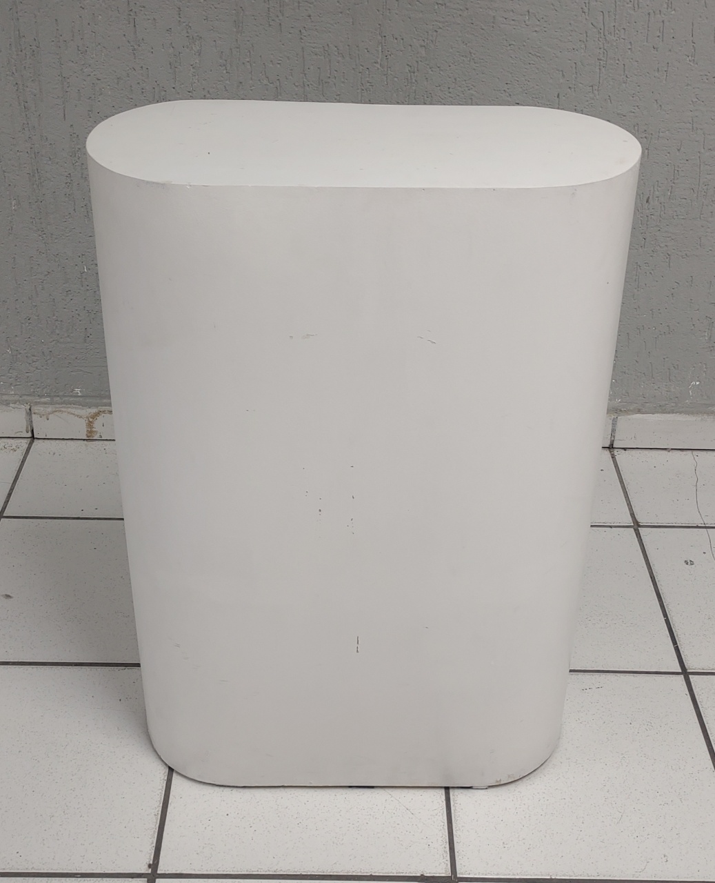 Cilindro Oval (Base Mesa Prancha) 80Cm Alt X 60Cm Larg X 25Cm Comp - BBFestasAluguel 