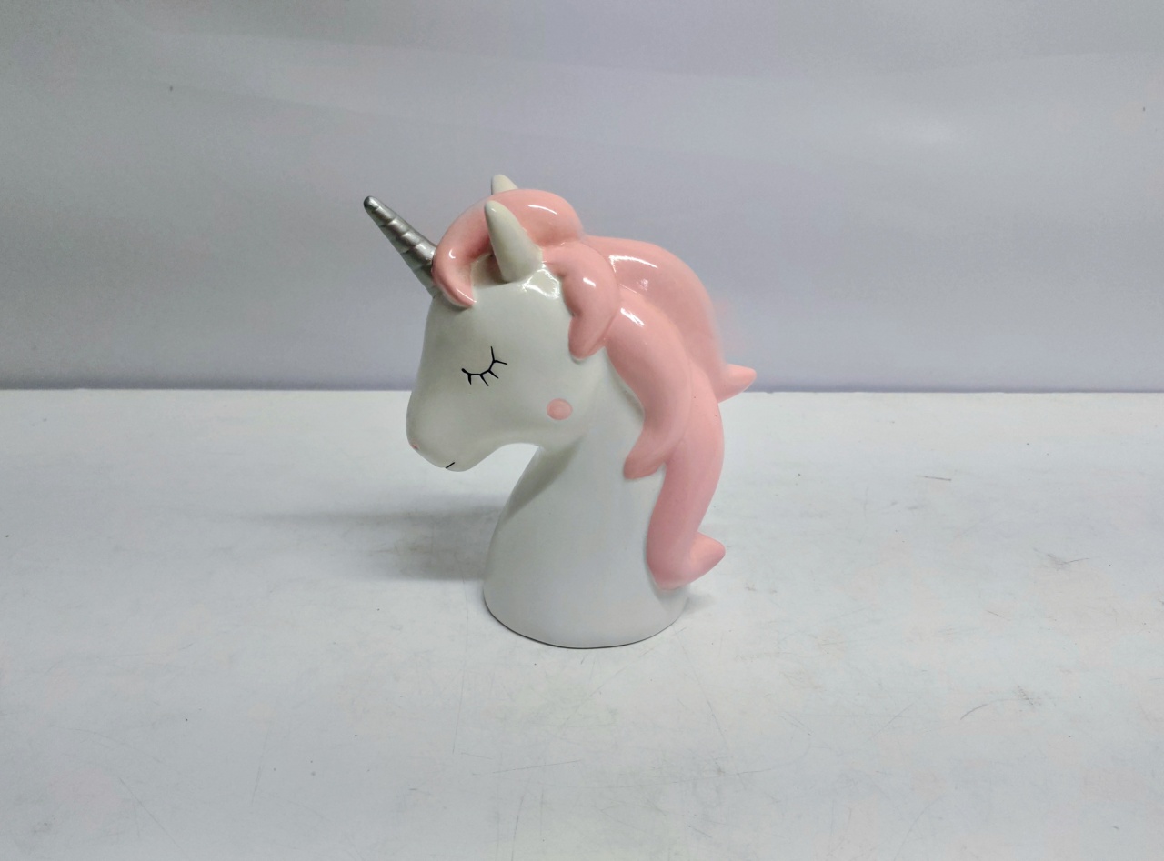 Cabeça de Unicornio Branco Com Detalhe Rosa  - BB Festas Aluguel 