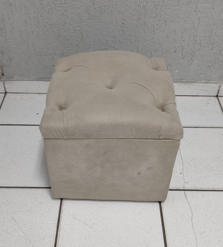 Puff P Bege 40Cm X 40Cm X 40Cm  - BB Festas Aluguel 