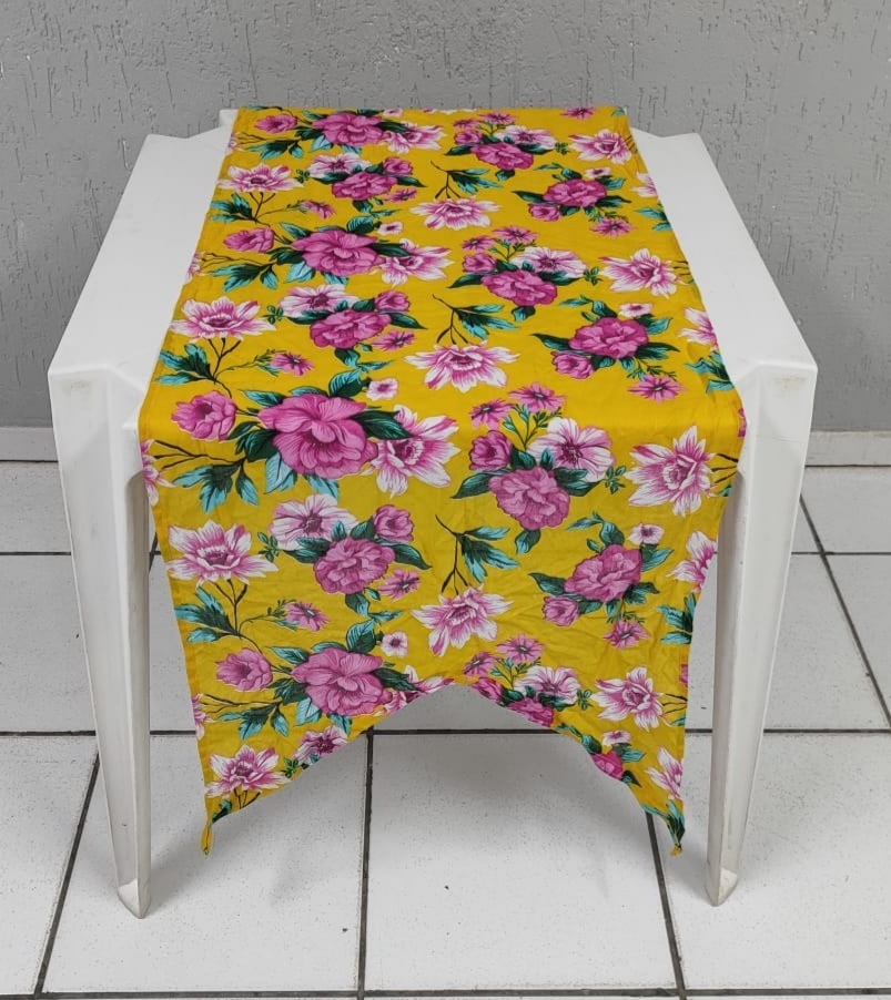 Passadeira Junino Amarelo Com Floral 1,60M X 50Cm - BBFestasAluguel 