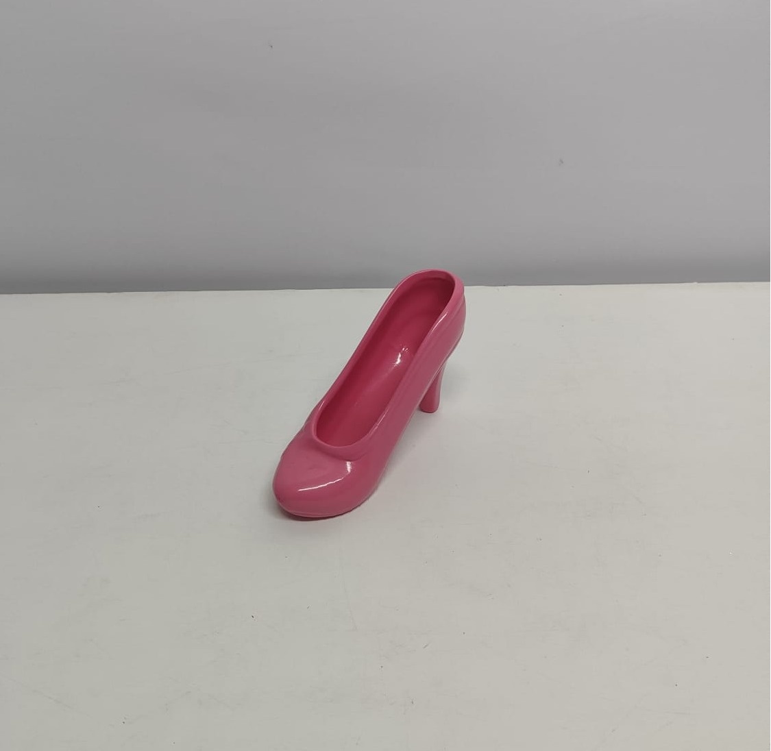 Sapatinho de Louça Rosa  - BB Festas Aluguel 