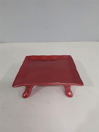 Bandeja Quadrada Babado Com Pé Marsala Cromado Alt5Cm 15Cm X 15Cm - BB Festas Aluguel 