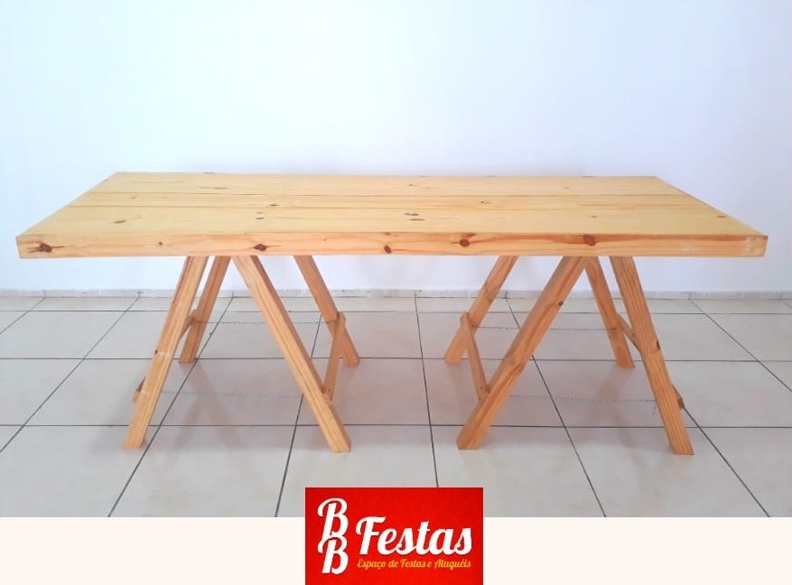 Mesa Cavalete Com Tampo Rústico Claro  80Cm Alt X 2,20M Larg X 80Cm Comp - BB Festas Aluguel 