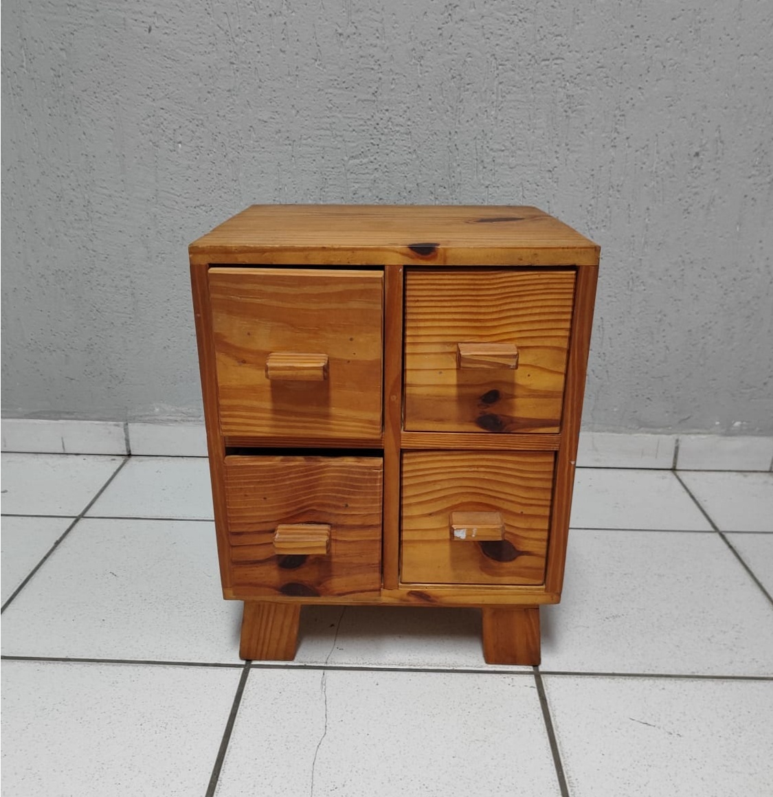 Nicho Rústico 4 Gavetas 50Cm Alt X 40Cm X 35Cm  - BB Festas Aluguel 