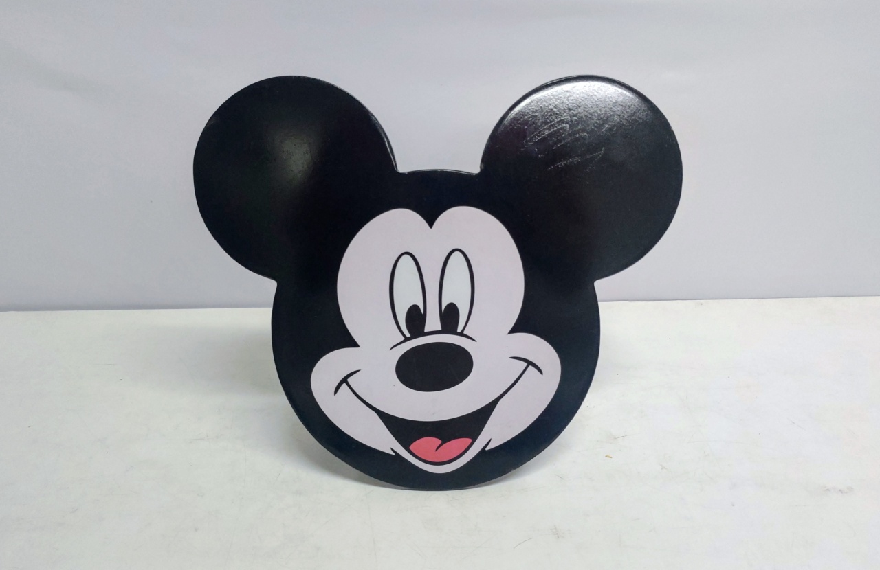 Totem Mickey Mouse 30Cm Alt X 34Cm Larg  - BB Festas Aluguel 