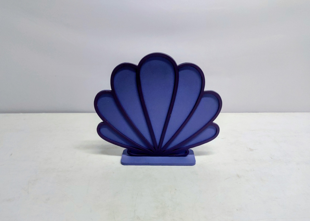 Totem Concha Roxo 24Cm Alt X 27Cm Larg  - BB Festas Aluguel 