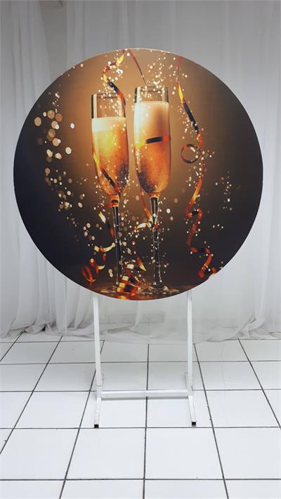 Painel Sublimado Redondo Brinde Champagne Ano Novo 1,30Cm - BB Festas Aluguel 