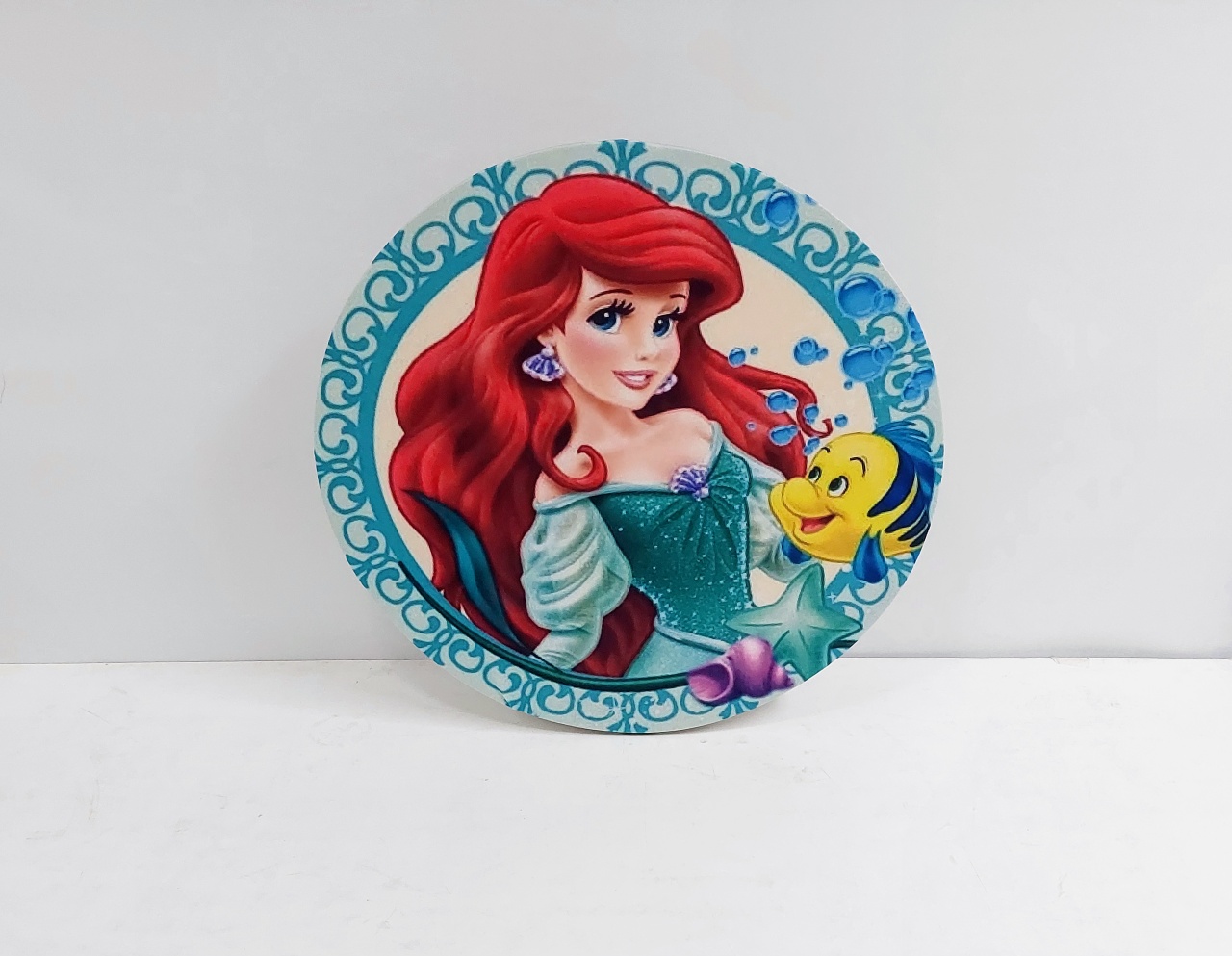 Painel Sublimado Redondo Ariel 60Cm   - BB Festas Aluguel 