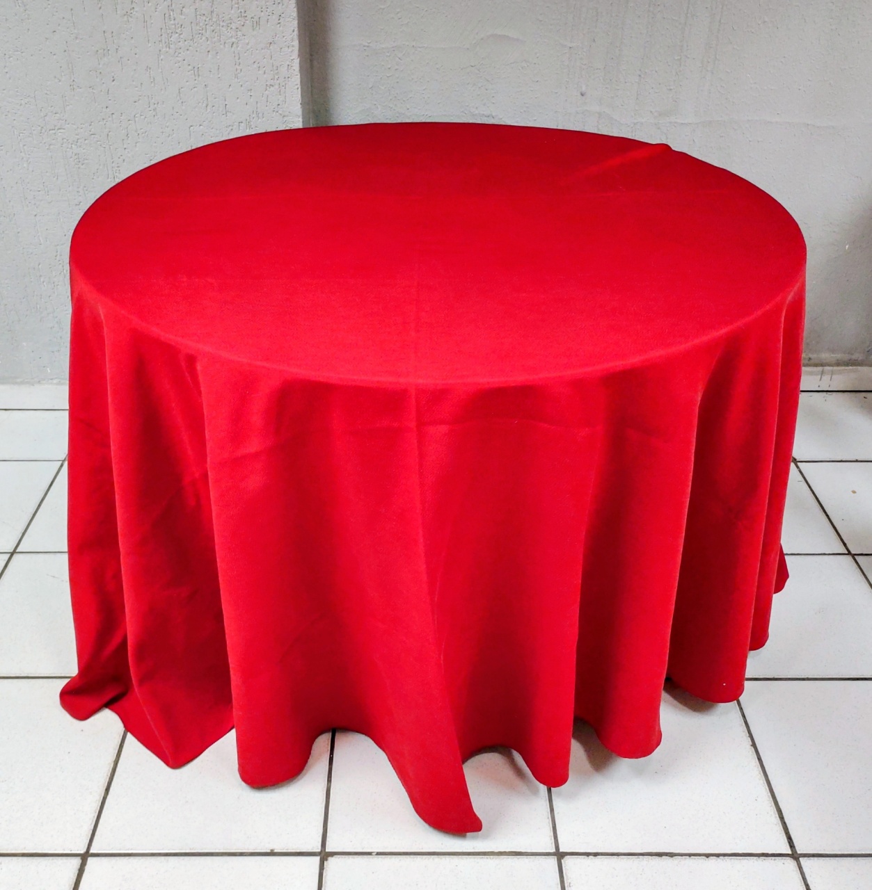 Toalha Redonda Vermelho Escuro - BBFestasAluguel 