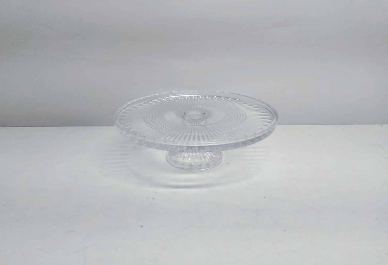 Porta Doce Trabalhado Redondo Cristal Com Pé 11Cm Alt X 32Cm Diametro  - BB Festas Aluguel 