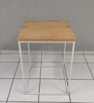 Cubo Vazado M Ferro Branco + Tampo Rústico/Branco 70Cm X 50Cm X 50Cm  - imagem 1