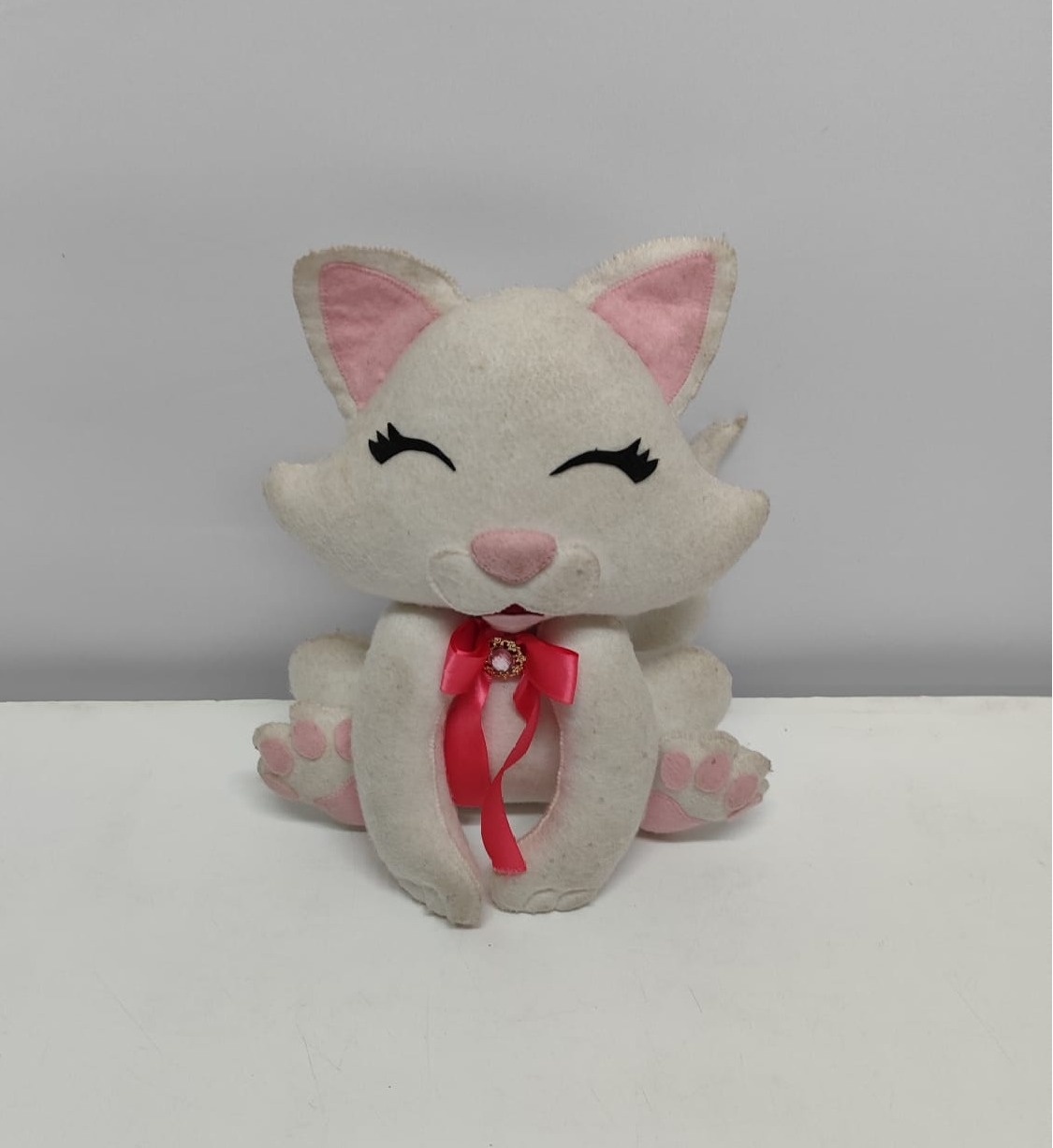 Feltro Gato Branco - BB Festas Aluguel 