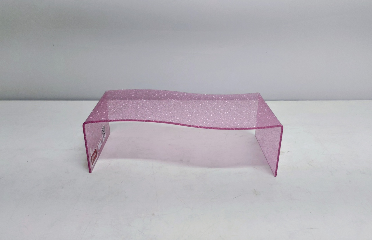 Suporte Acrílico Com Brilho Pink Claro 9Cm Alt X 26Cm Larg X 14Cm Comp - BB Festas Aluguel 