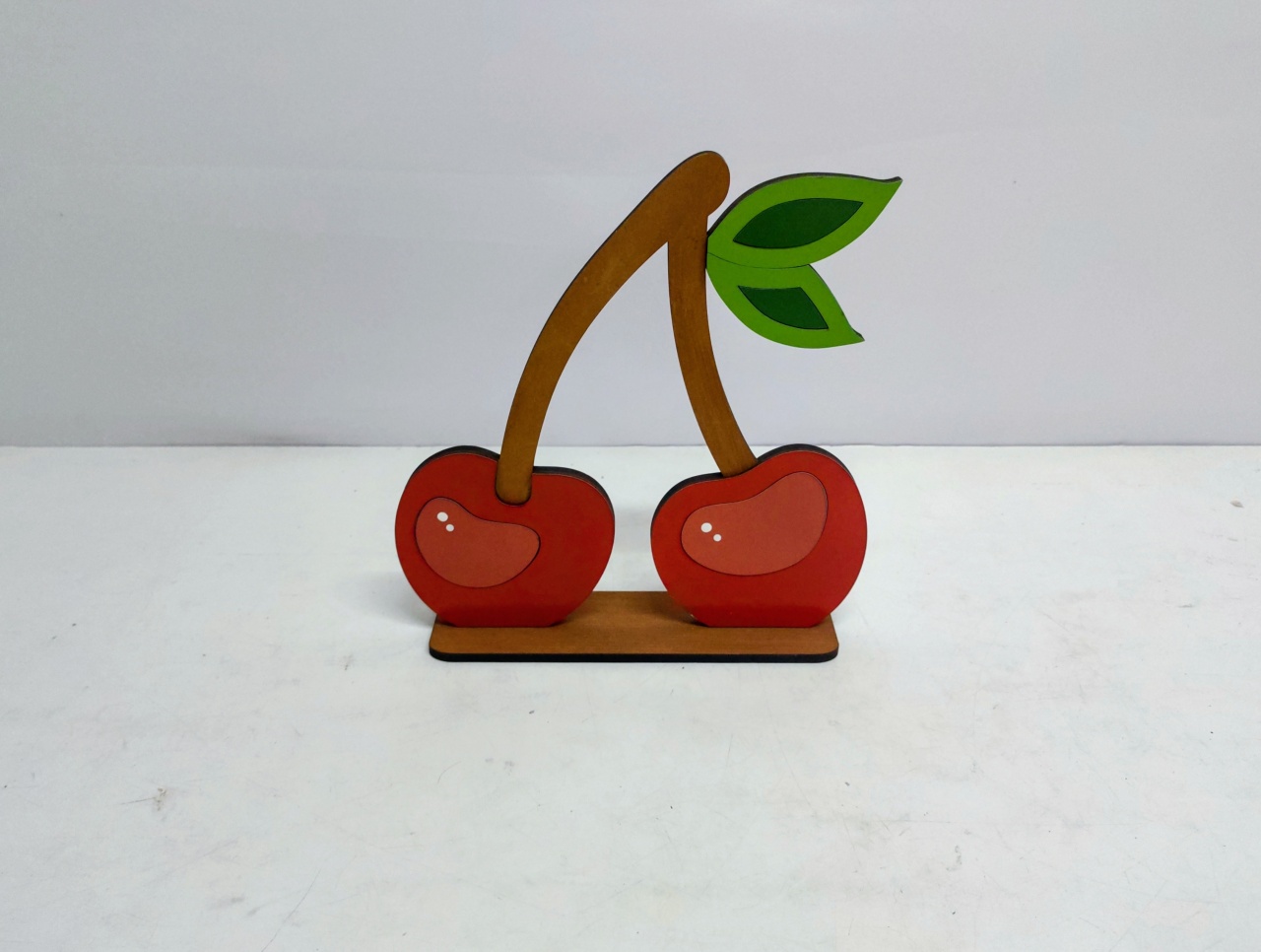 Totem Cereja Dupla 18Cm Alt X 23Cm Larg  - BB Festas Aluguel 