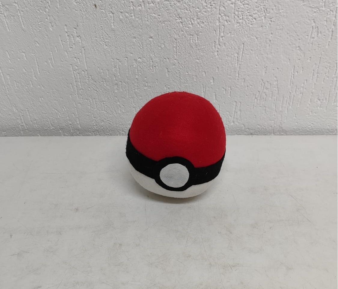 Feltro Pokebola - BB Festas Aluguel 