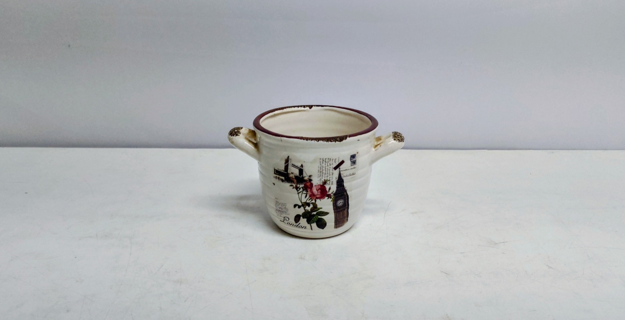 Cachepo Tema Londres 10Cm Alt X 11Cm Diametro  - BB Festas Aluguel 