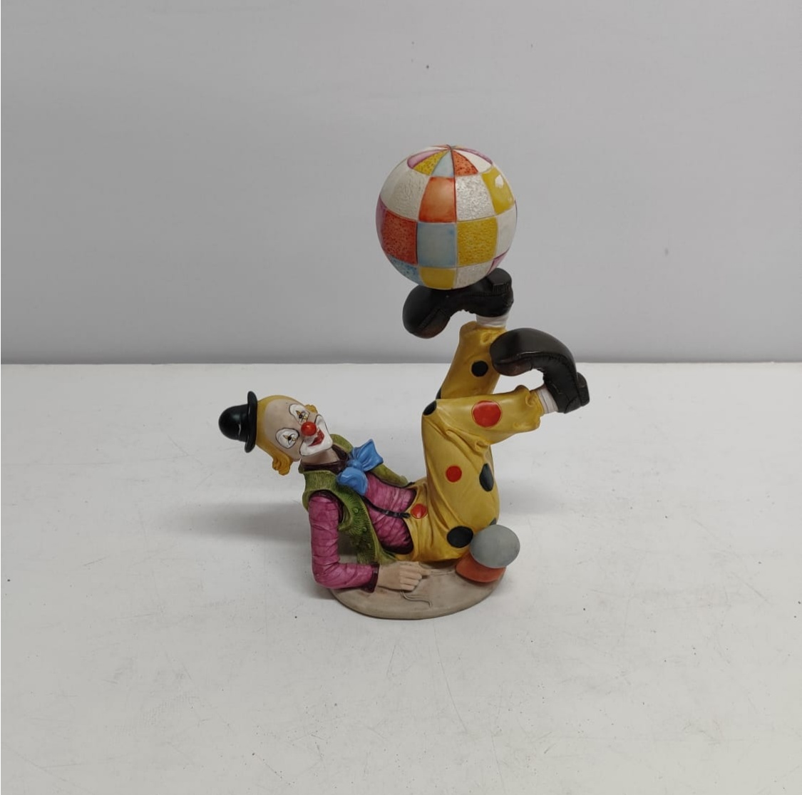 Palhaço Equilibrista 25Cm Alt X 12Cm Diametro - BBFestasAluguel 